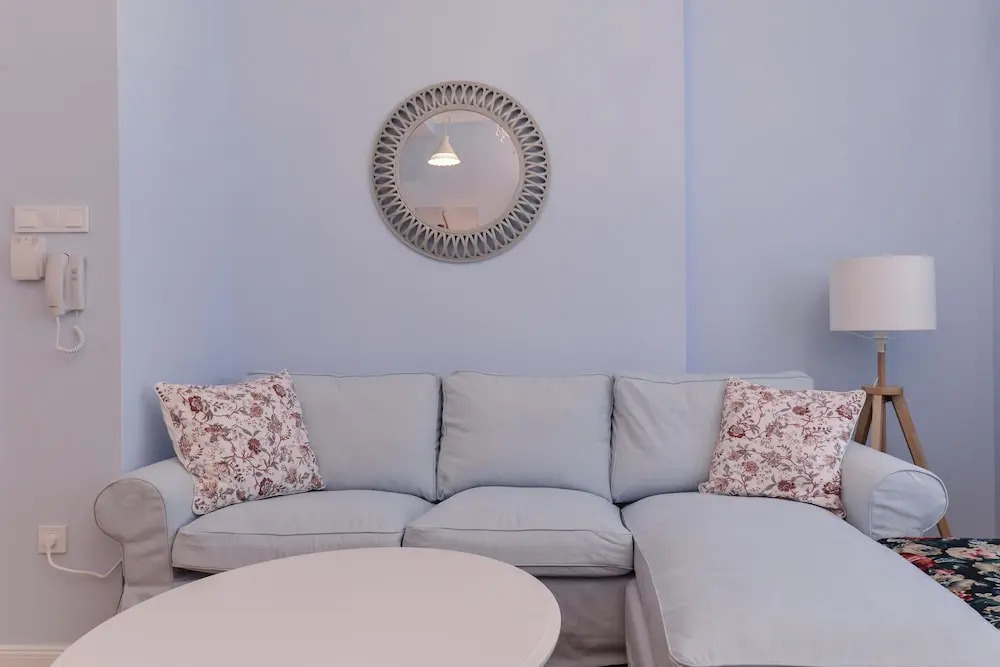 FM Deluxe 2-BDR Apartment - LOVEly
