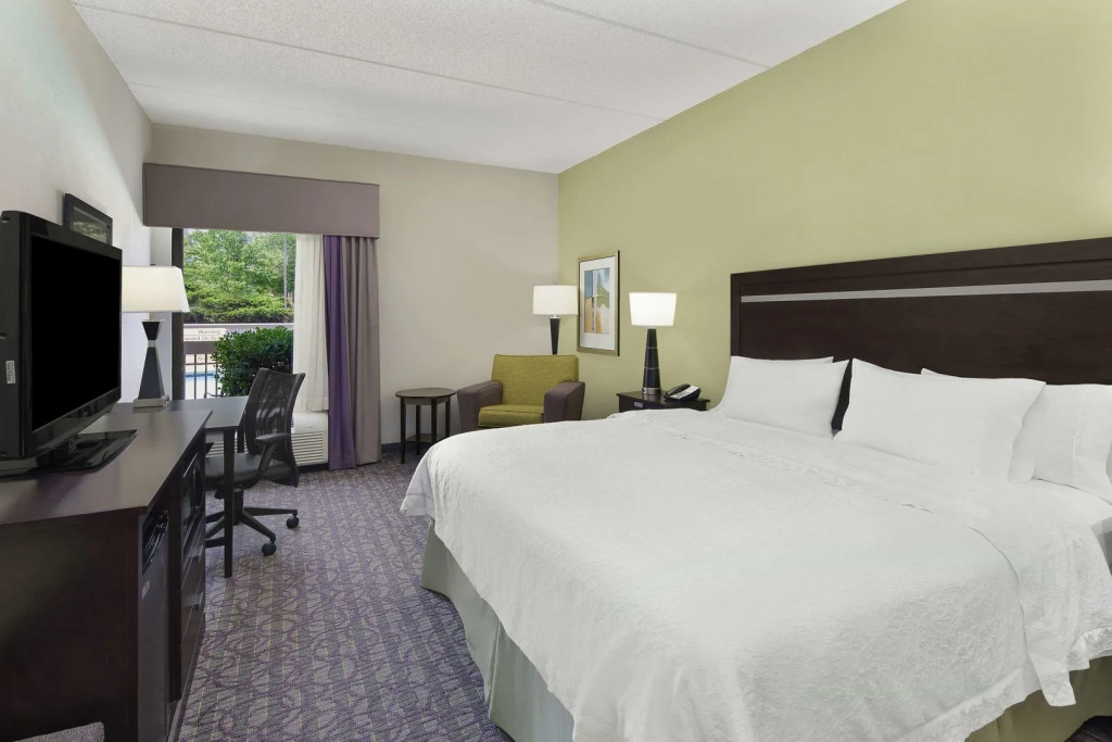 Spark by Hilton Atlanta Kennesaw Town Center