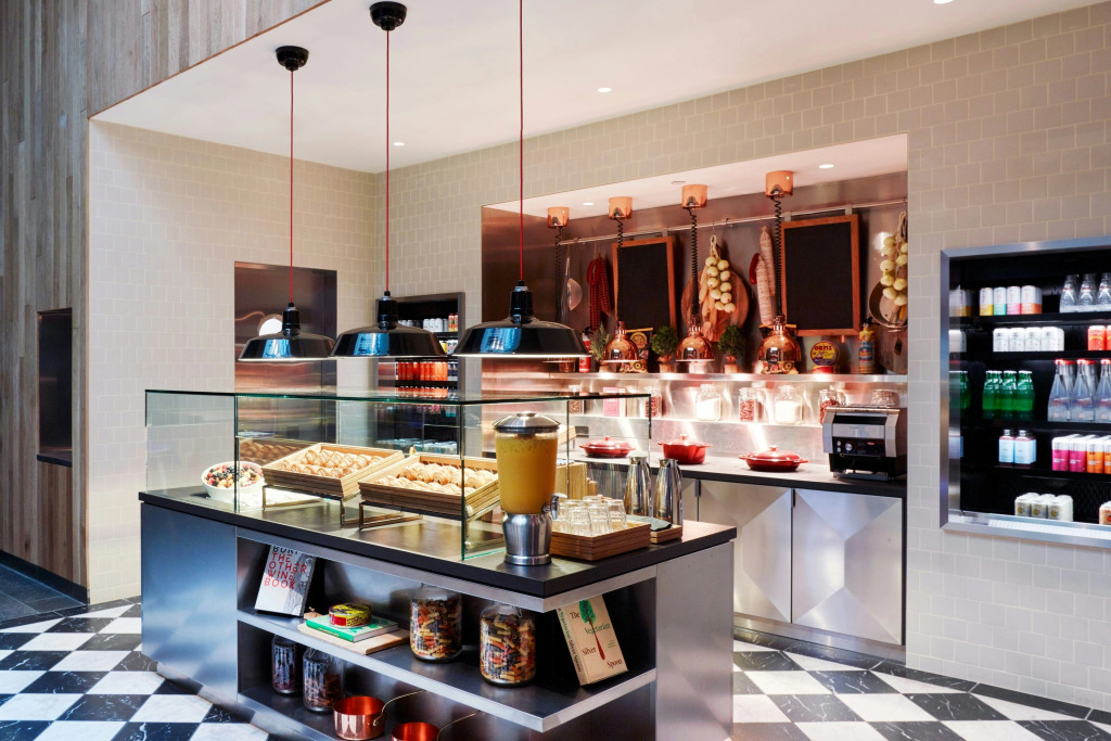 citizenM Los Angeles Downtown
