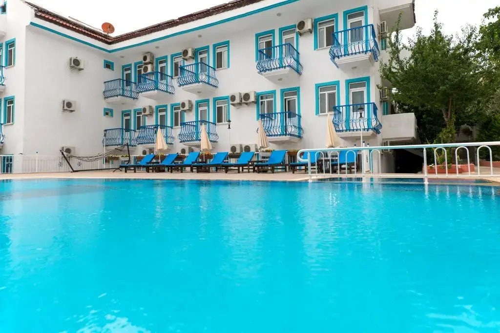 Mavi Yaprak Hotel