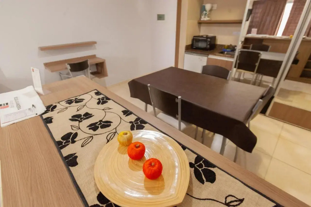 Apart Hotel Rivadavia 815