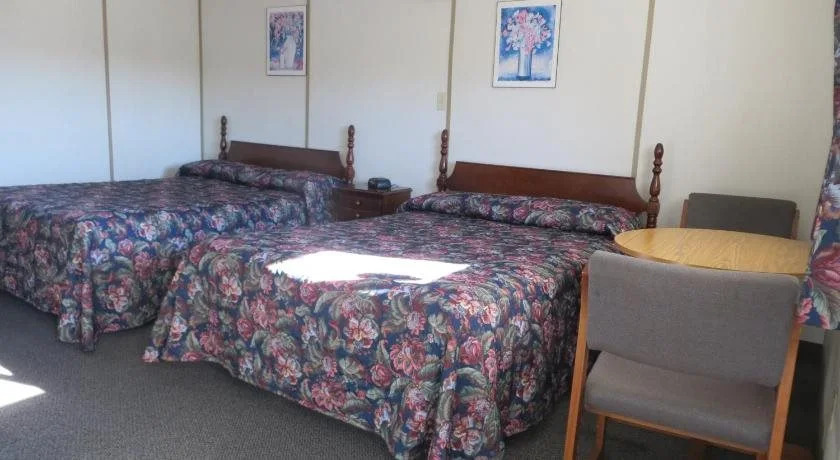 Island View Motel