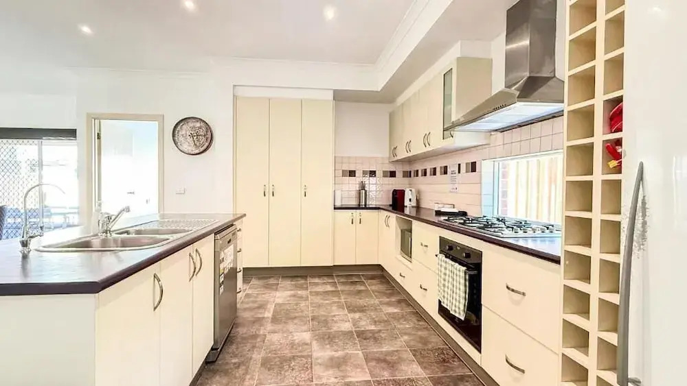 StayAU Family Haven Pet-Friendly