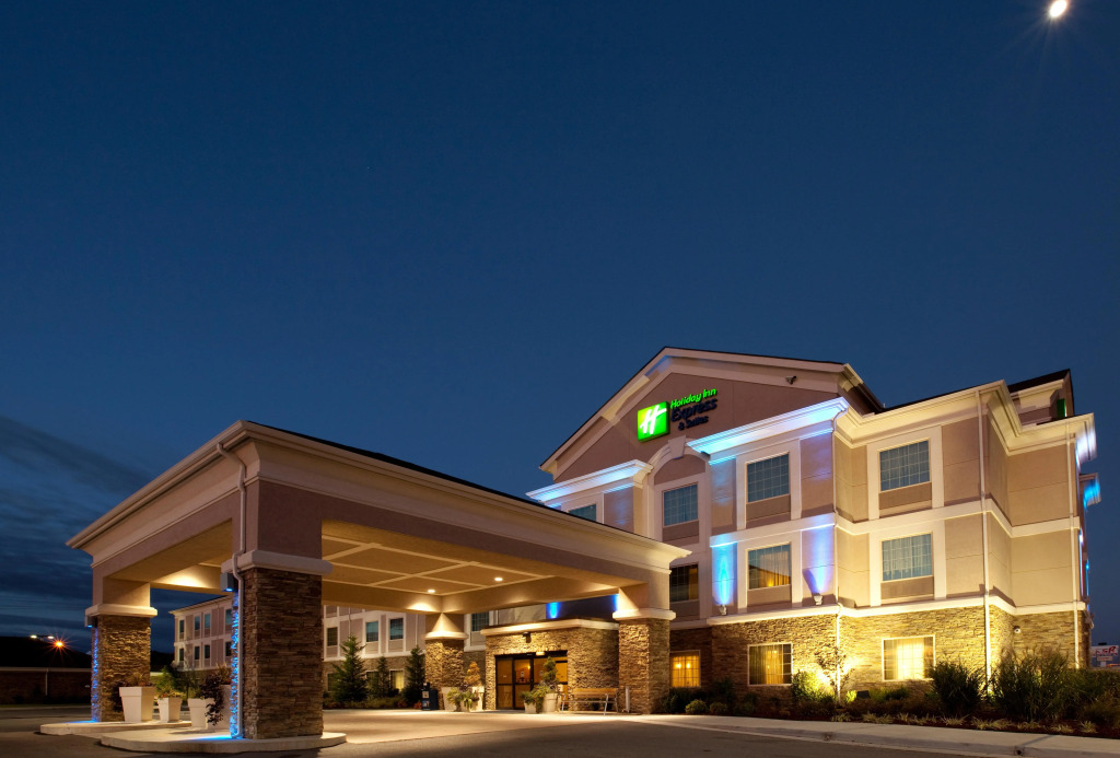 Holiday Inn Express Hotel and Suites Ada by IHG