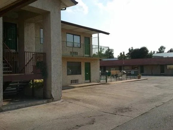 Springdale Inn