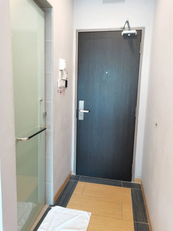OYO 89443 Lumut Hotel