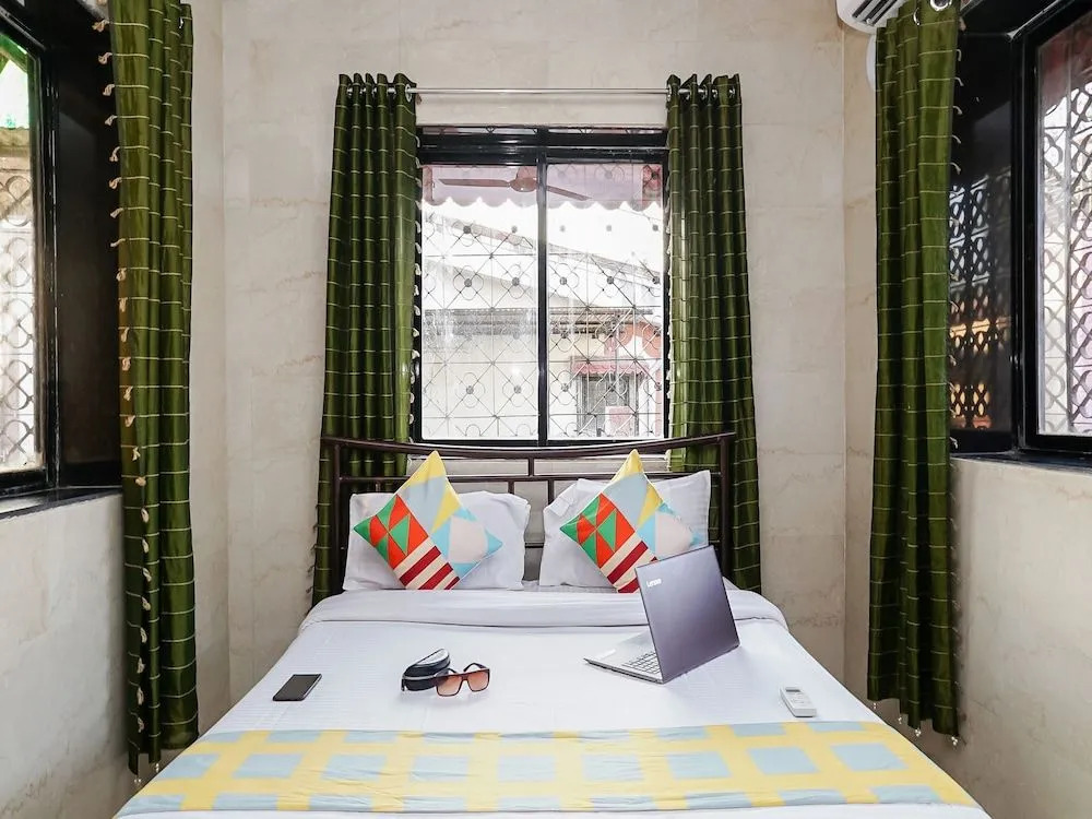 OYO 23069 Home Grand 4BHK Lonavala
