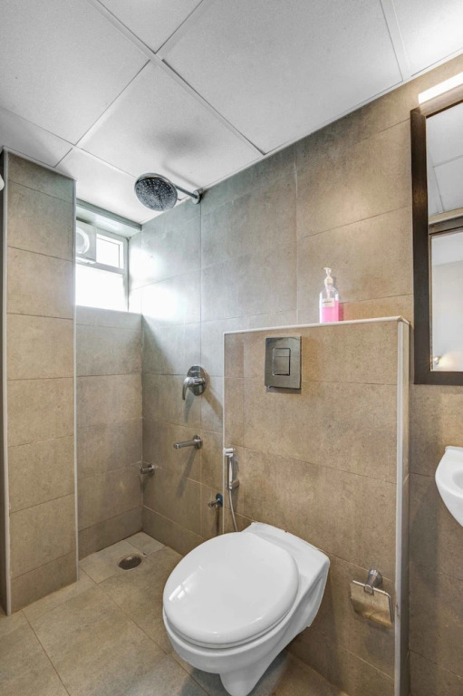 UPAR Hotels Uthandi, ECR