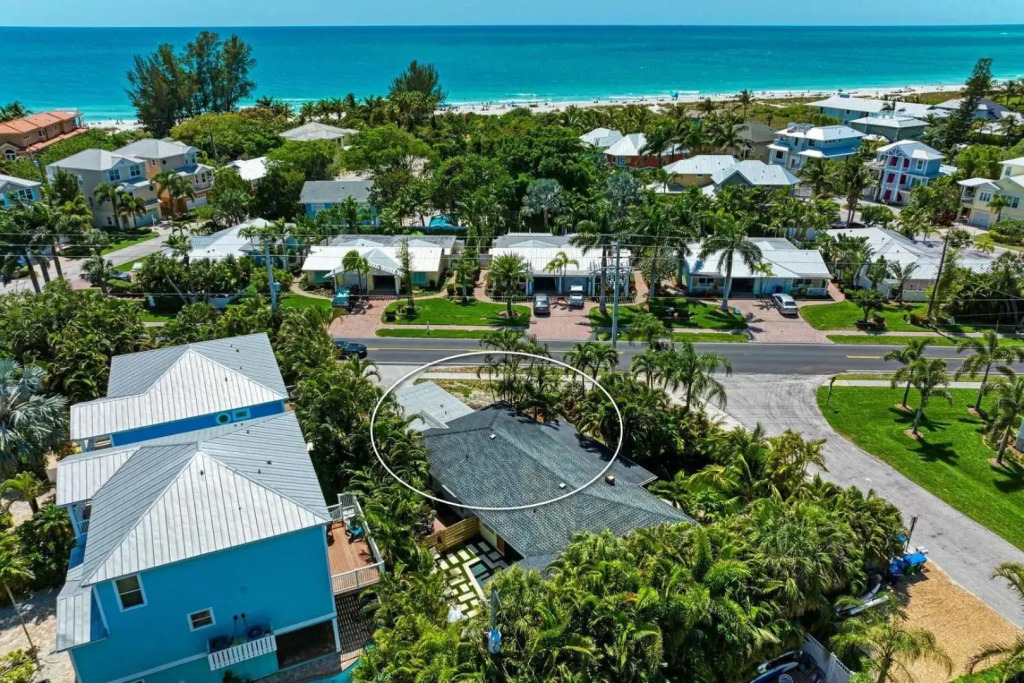 Blue Bayou - 201 - 76th W