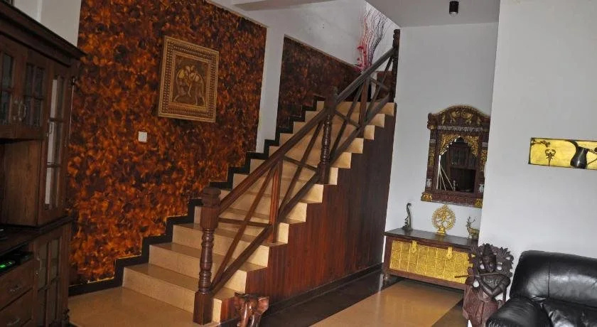 Solomon Beach Hotel