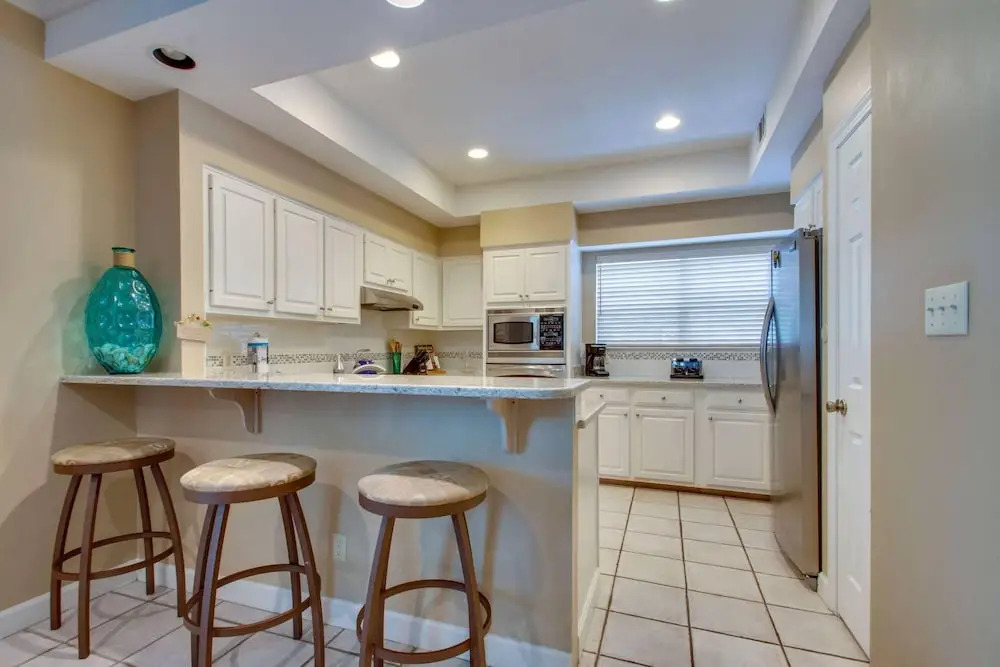 Hidden Dunes Beach Villa 10 by Destin Getaways