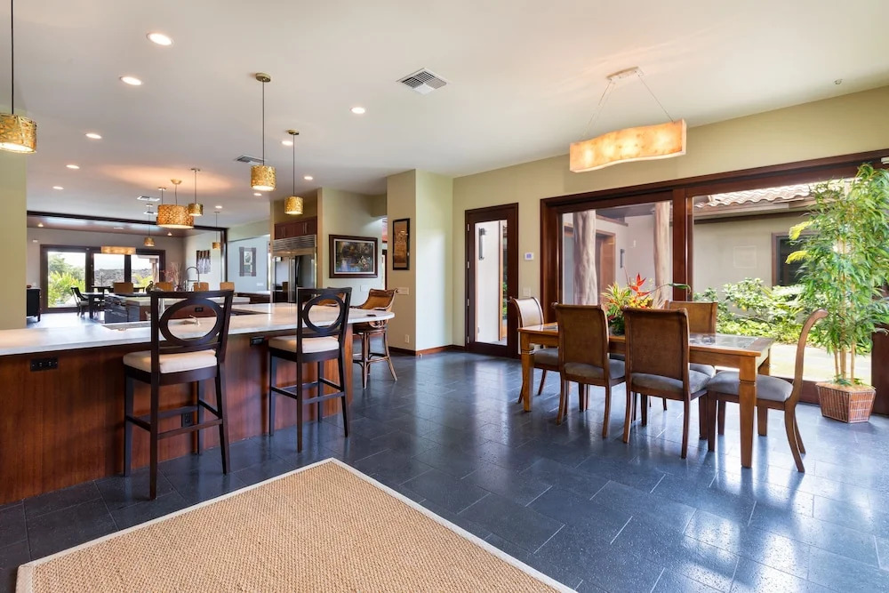 Blue Lagoon 7 Bedrooms 5 Bathrooms Home