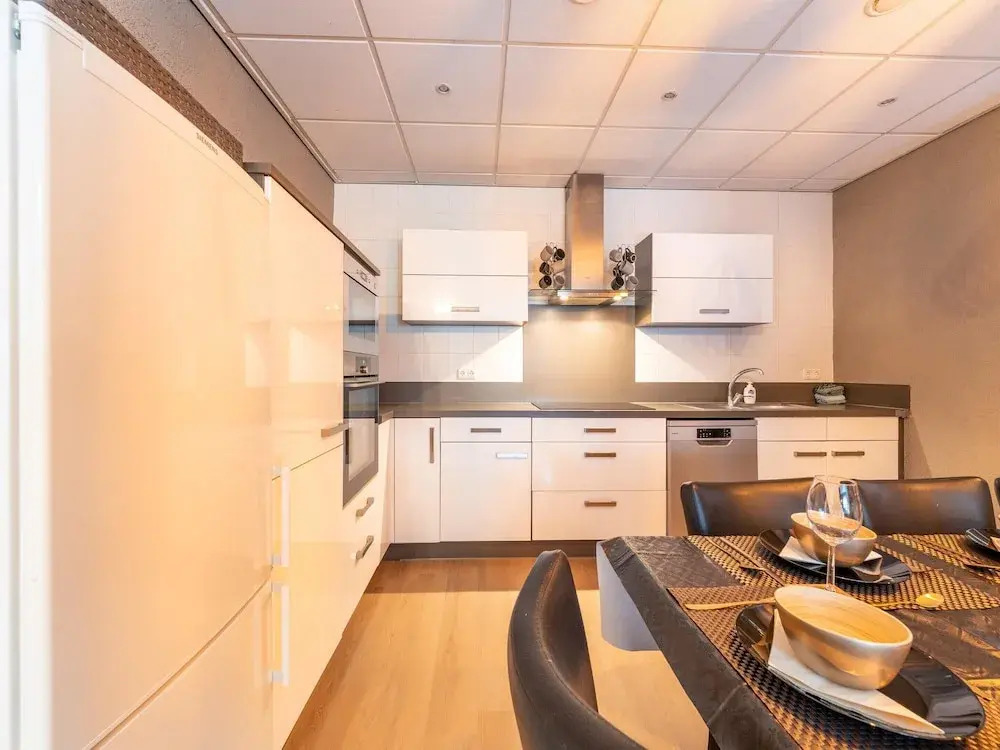 Luxury Apartment in Schin op Geul with Hot Tub & Sauna