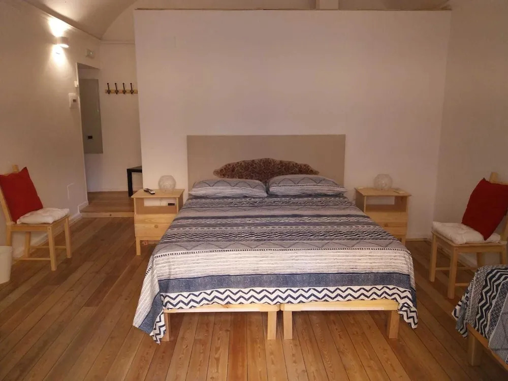 Munaciello Rooms