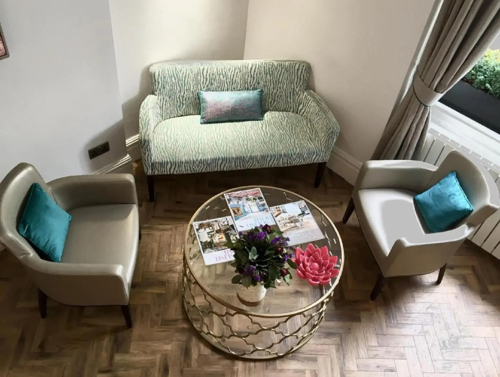 The Beverley Hotel London - Victoria