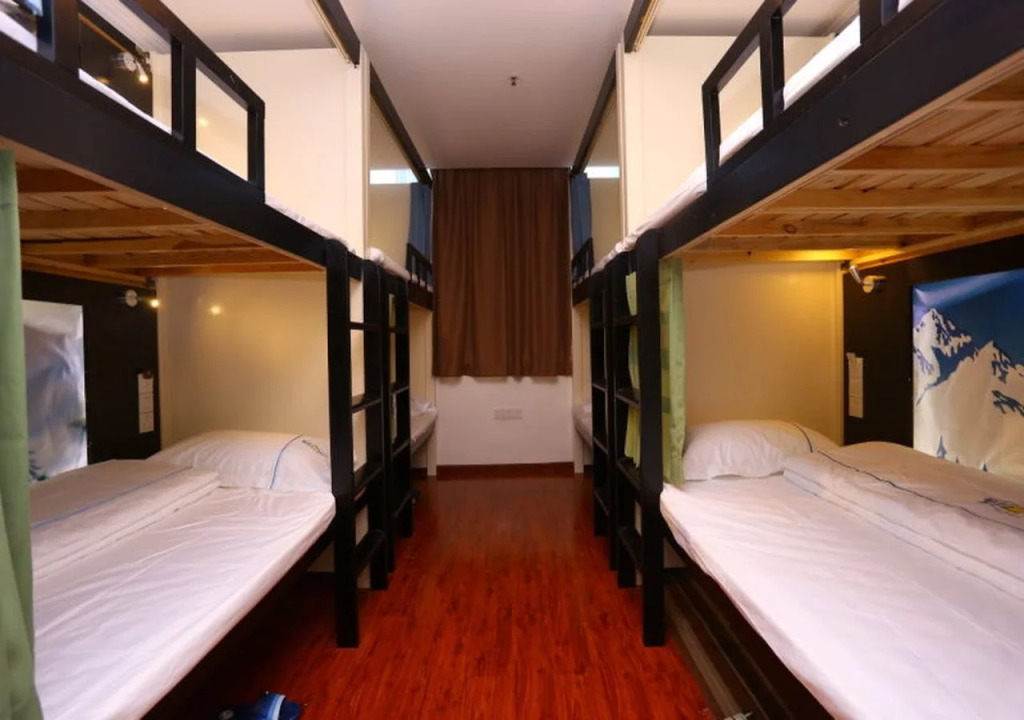 Infinite Stars Us Youth Hostel