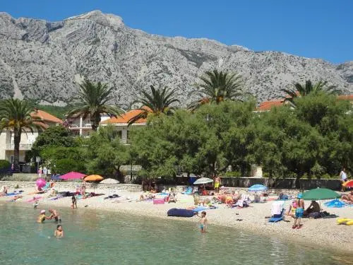 Apartments Frano Jr by the Sea