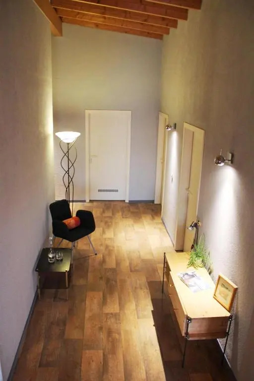 Ferienhaus Event Haus EMG Hockenheim für Familien und Gruppen bis 22 Personen mit Partyraum