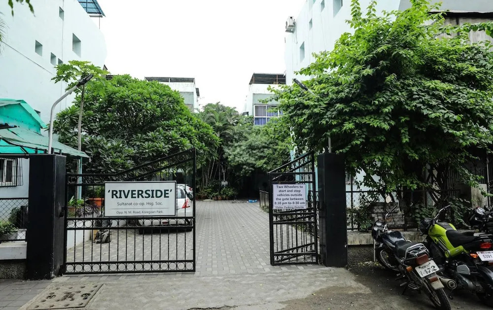 Seasons Service Apartments Hotel Pune