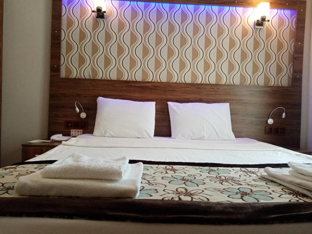 Dolphin Apart Hotel