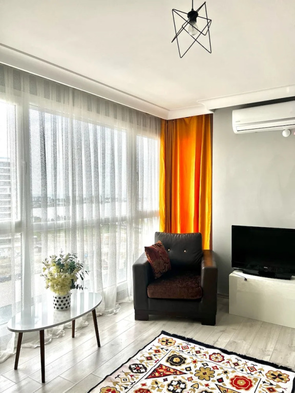 Perfect Lake view Entire Apartment
