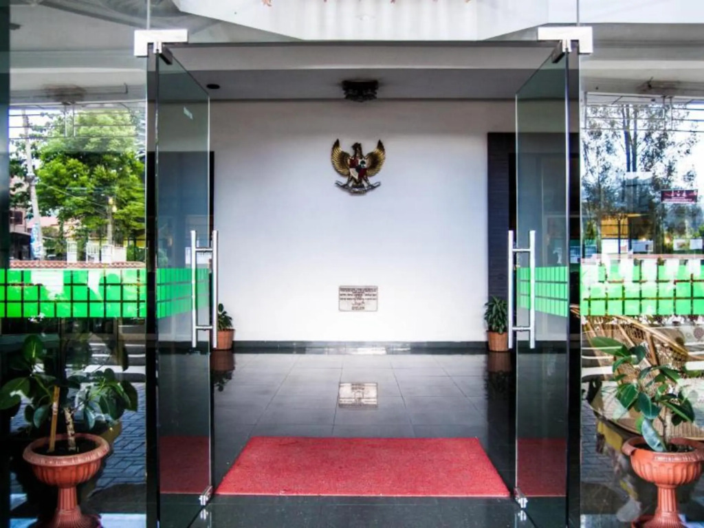 Green Garden Hotel