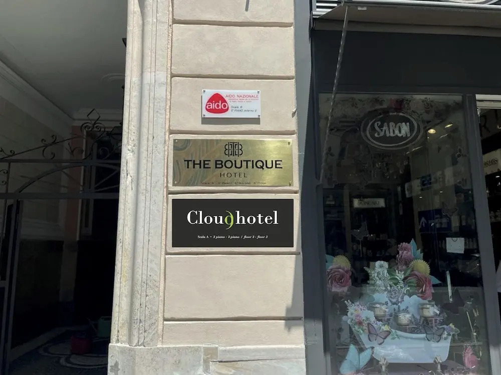 Cloud 9 Hotel