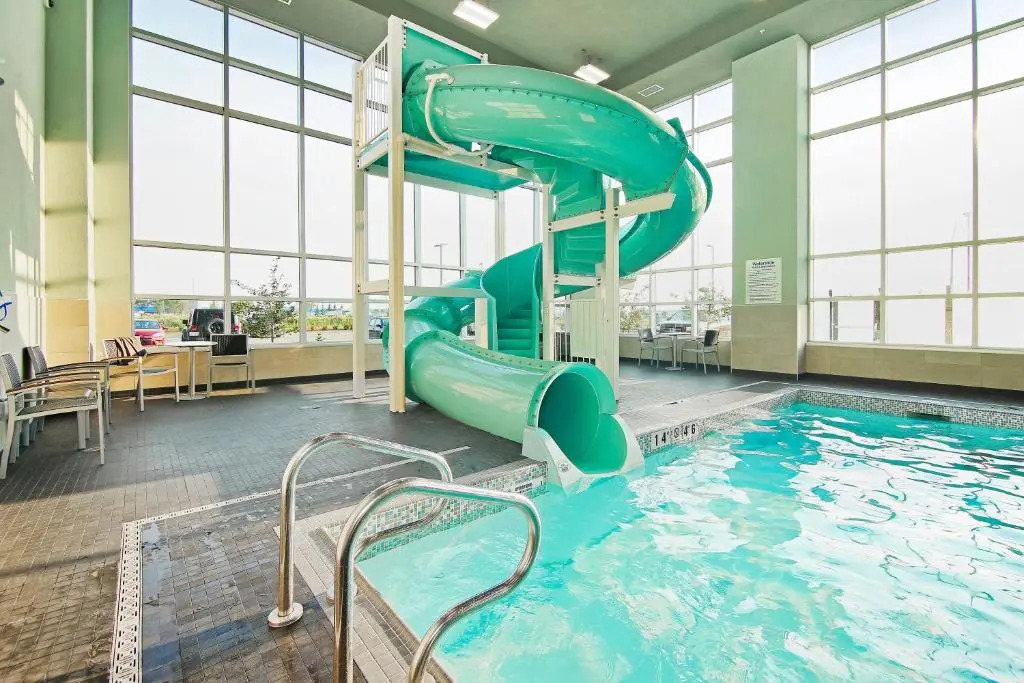 Holiday Inn Hotel & Suites - Calgary Airport North by IHG