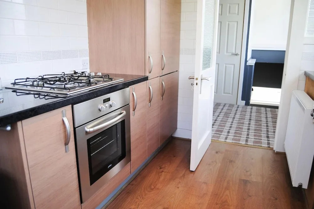 Glasgow Road Apartment