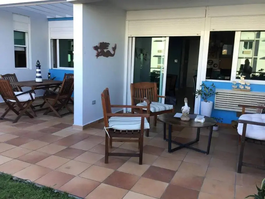 3 Bedroom Apt. Close to Main Beaches/Attractions