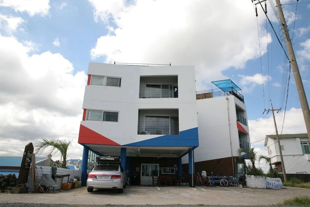 Blue Sea Guesthouse - Hostel