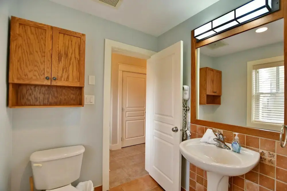 125 Fairway Court