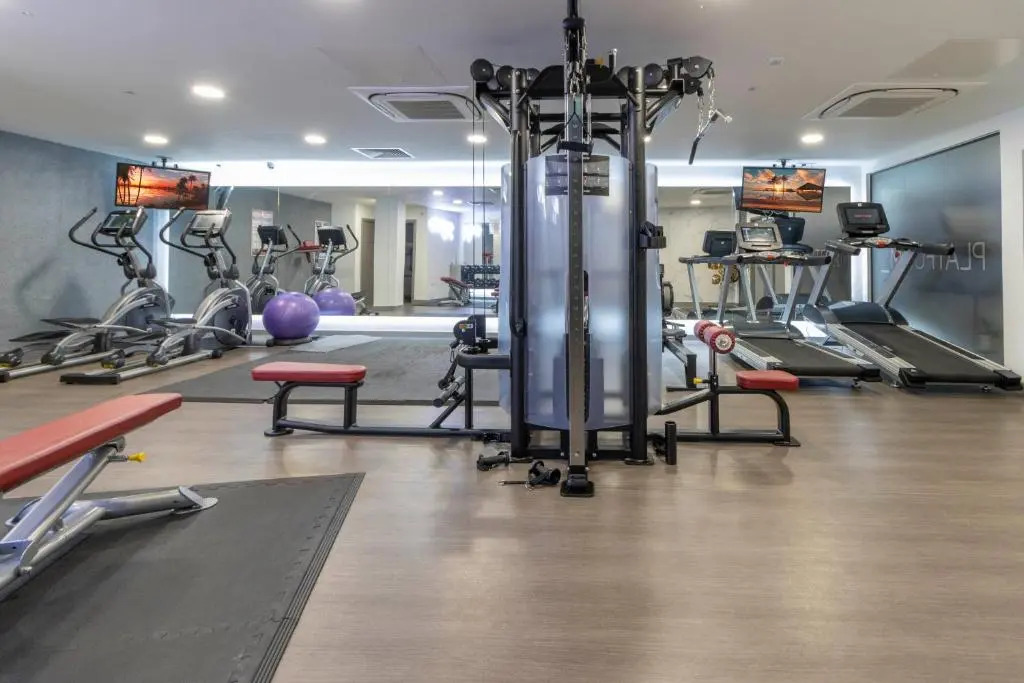OPP Apartments LH11 - city centre, secure parking, fitness suite, brand new!