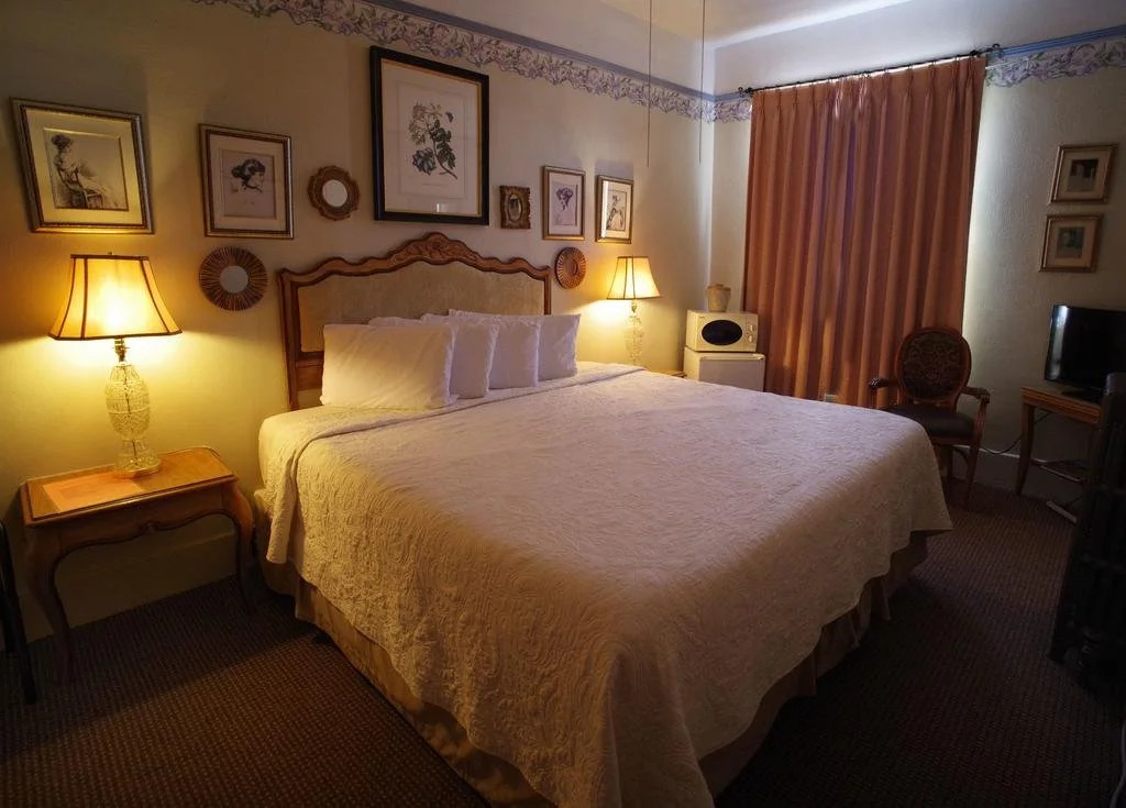Historic Palace Hotel