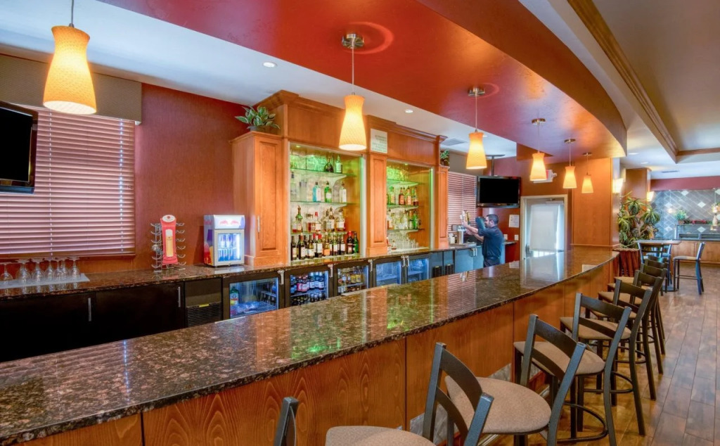 Holiday Inn & Suites Grand Junction-Airport by IHG