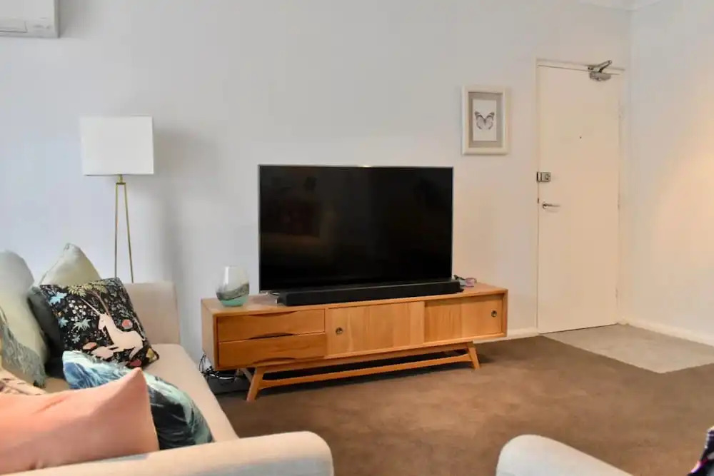 Bright 1 Bedroom Apartment In Surry Hills