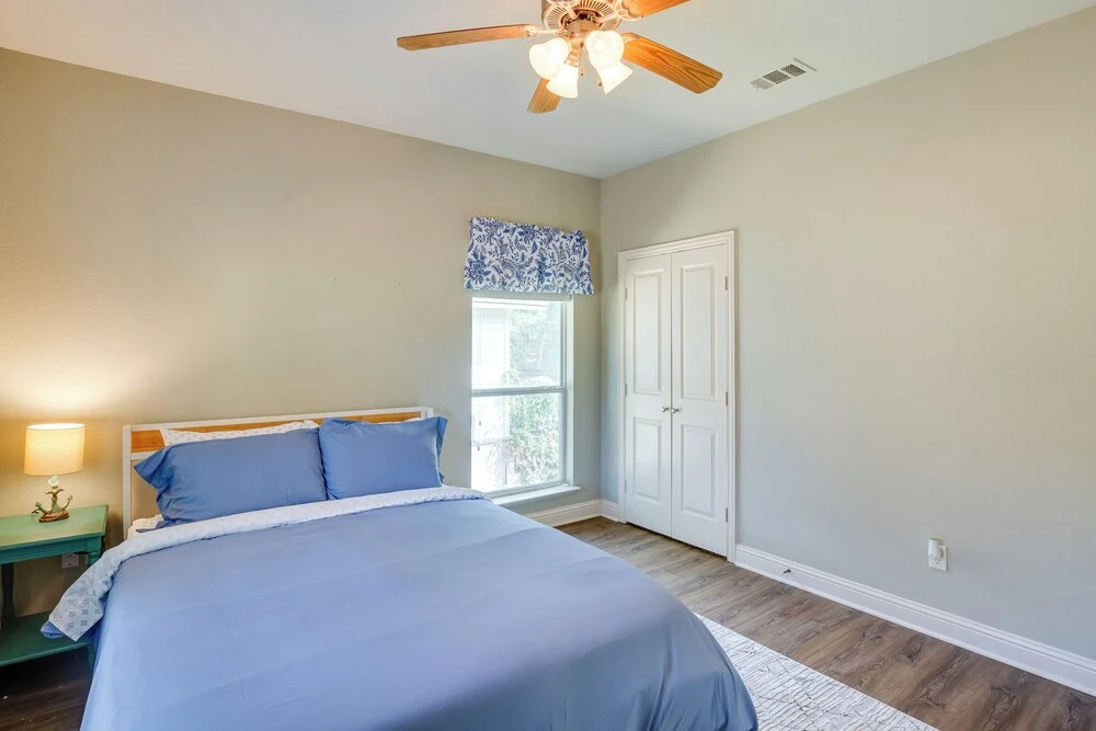 Fish & Kayak: Tranquil Cedar Creek Home!