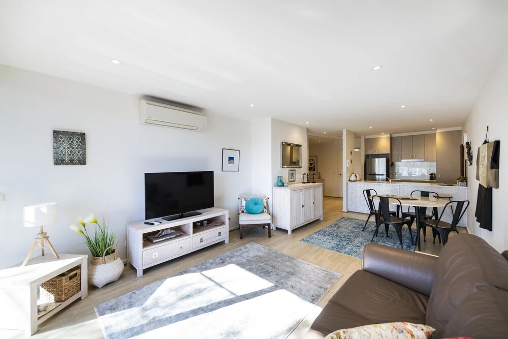 Accommodate Canberra - Envy