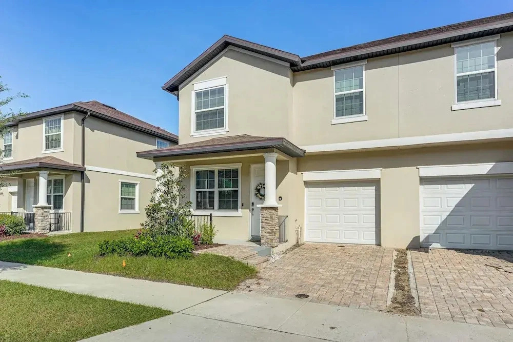 5 Mi to Old Town Kissimmee! Family Escape w/ Perks
