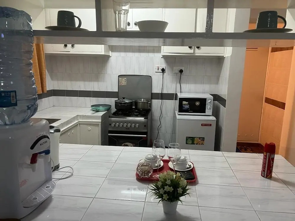 Lux Suites Lantana Executive Apartments