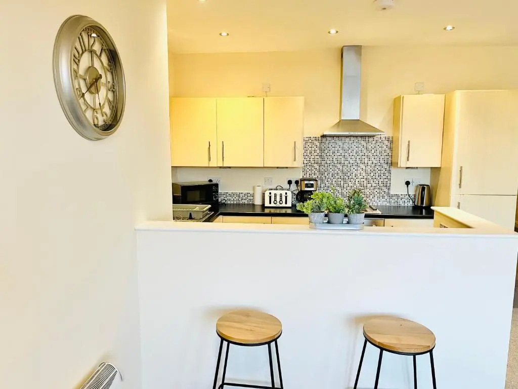 Ilkley Apartment with Parking