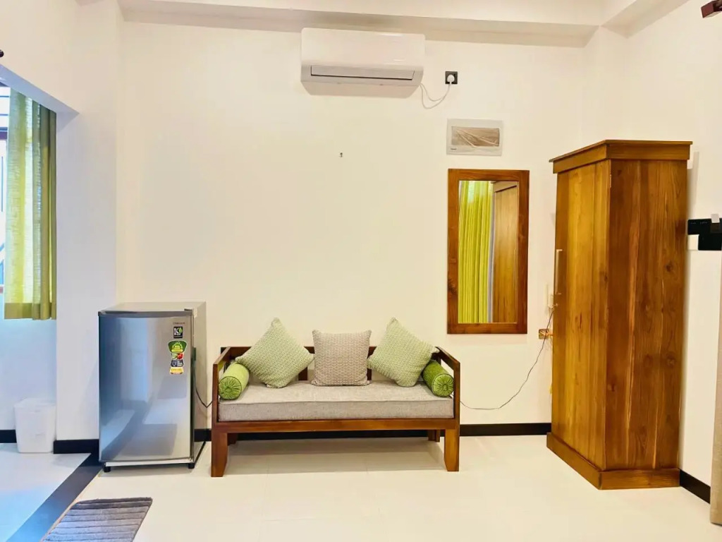 Yelishas Place