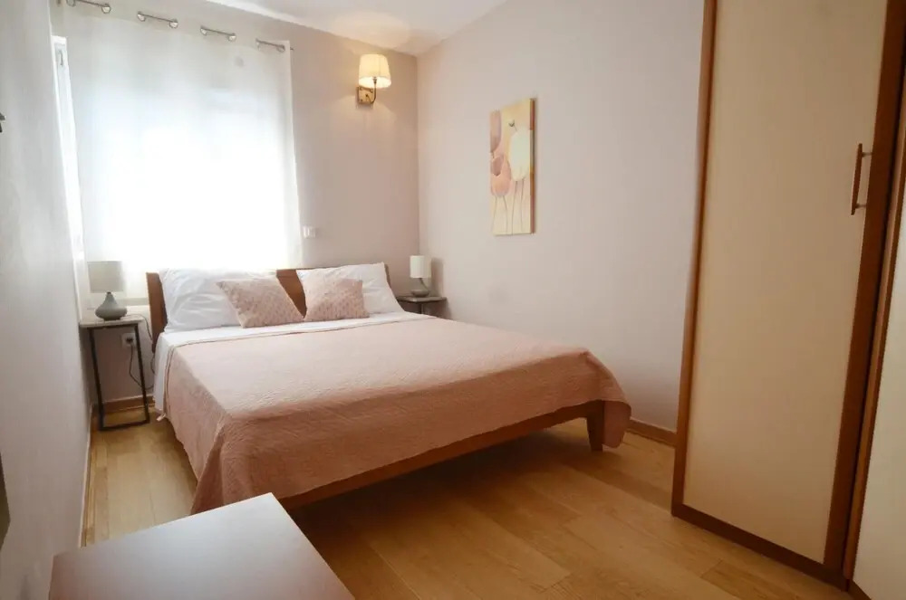 Bissa in Rovinj With 1 Bedrooms and 1 Bathrooms