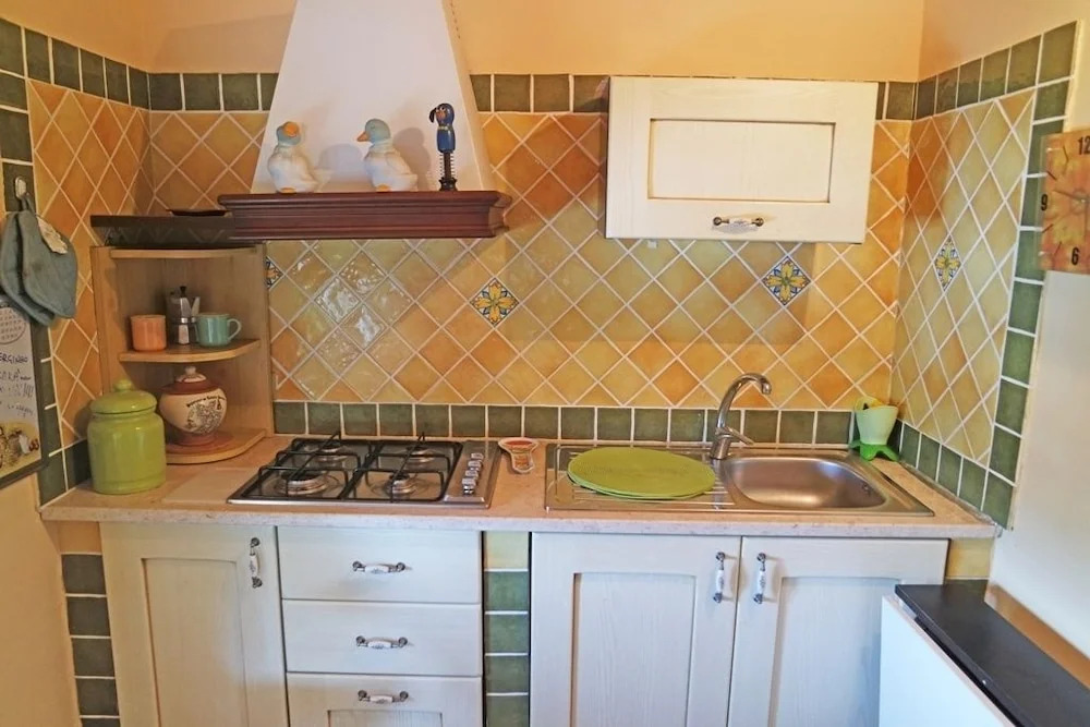Emanuele Apartments