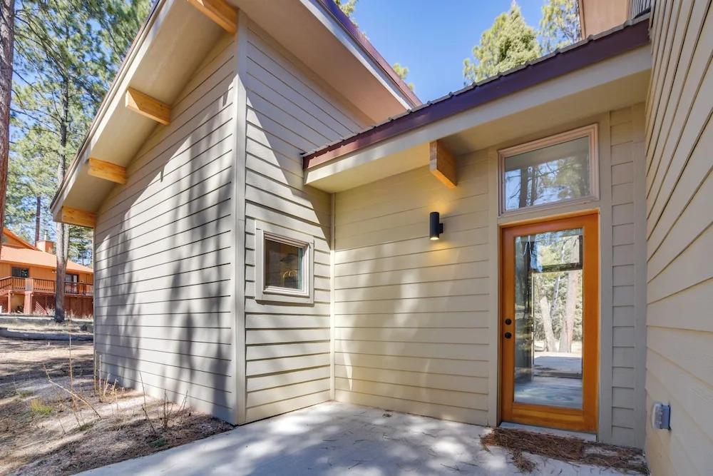 2 Mi to Angel Fire Resort: Year-round Retreat