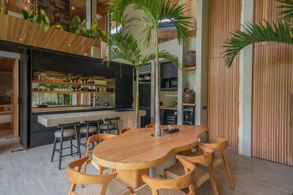 Ohlala - Luxury Tropical Escape in Pererenan