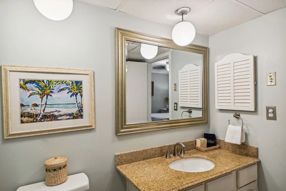 SPC 1034 is a Pet Friendly 1 BR with Free Beach Service for 2! by RedAwning