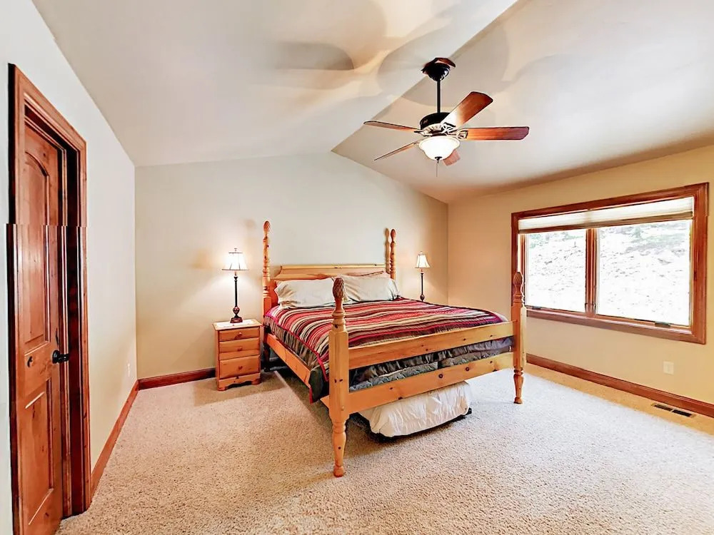 566 Fuller Placer Rd - 4 Br Duplex