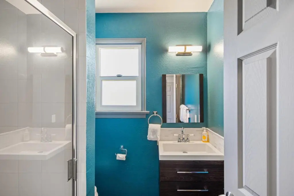 @ Marbella Lane - 4BR Near Morongo Casino & Outlet Ldry+P
