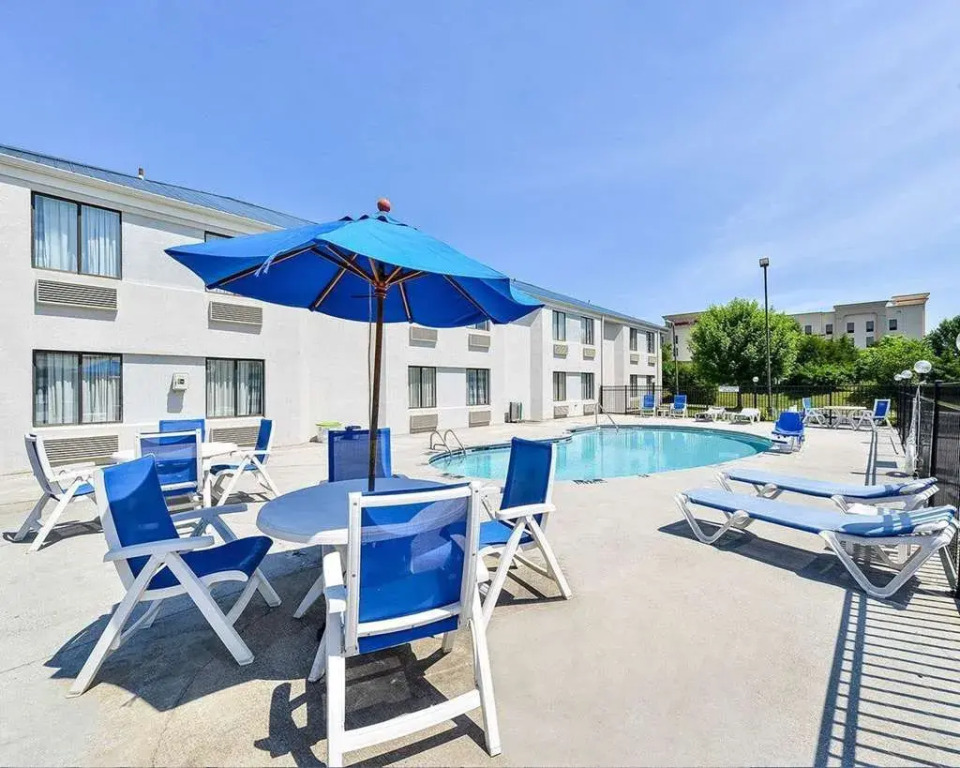 Studio 6 Suites - Knoxville, TN - Downtown